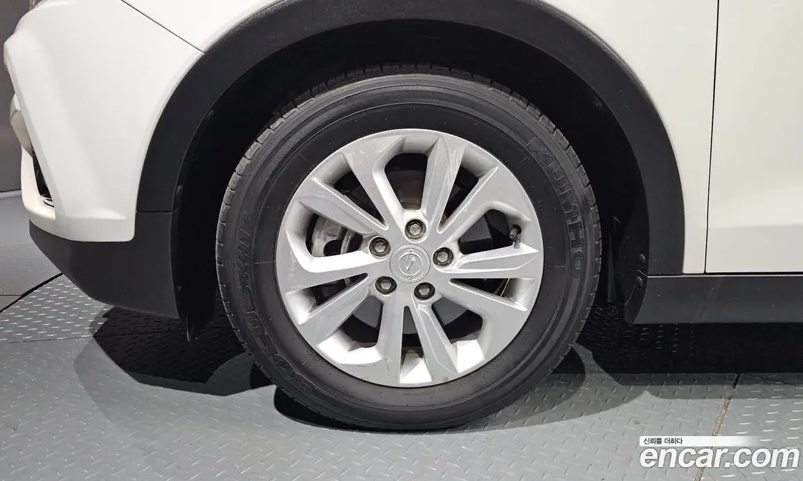 SsangYong TIBOLI 2019 1.6 автомат (гидро), фото 5