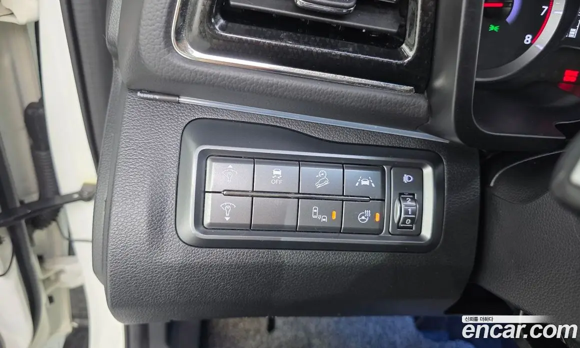 SsangYong TIBOLI 2019 1.5 автомат (гидро), фото 12 SsangYong TIBOLI 2019 1.5 автомат (гидро), фото 12