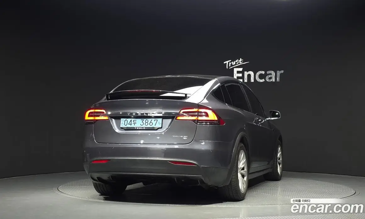 Tesla Model X 2019 0.3 автомат (гидро), фото 4 Tesla Model X 2019 0.3 автомат (гидро), фото 4