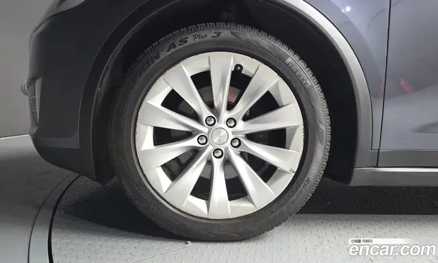 Tesla Model X 2019 0.3 автомат (гидро), миниатюра 5 Tesla Model X 2019 0.3 автомат (гидро), миниатюра 5