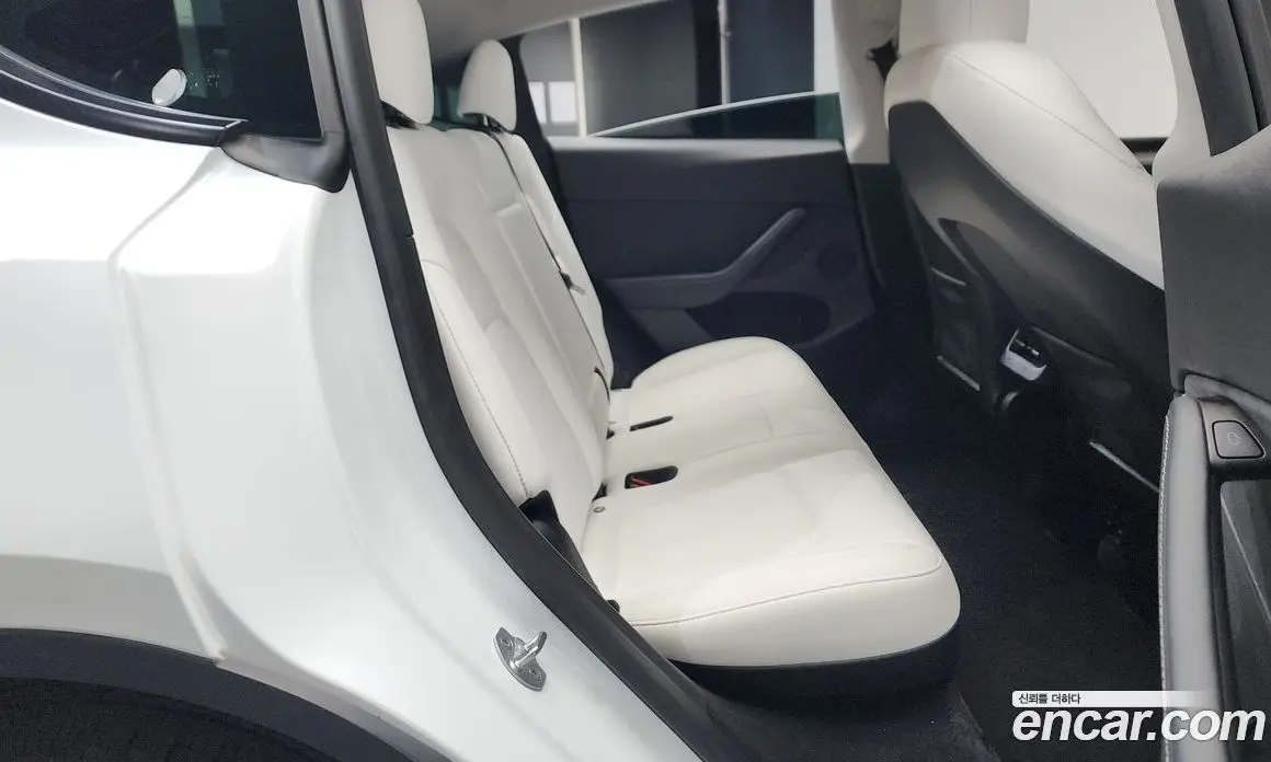 Tesla Model Y 2025 0.2 автомат (гидро), фото 17 Tesla Model Y 2025 0.2 автомат (гидро), фото 17