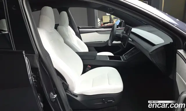 Tesla Model Y 2026 0.2 автомат (гидро), миниатюра 11 Tesla Model Y 2026 0.2 автомат (гидро), миниатюра 11