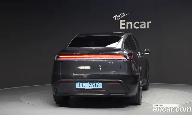 Tesla Model Y 2026 0.2 автомат (гидро), миниатюра 4 Tesla Model Y 2026 0.2 автомат (гидро), миниатюра 4