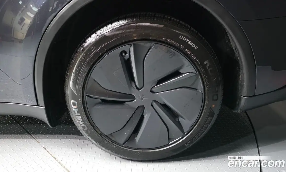 Tesla Model Y 2026 0.2 автомат (гидро), фото 5 Tesla Model Y 2026 0.2 автомат (гидро), фото 5