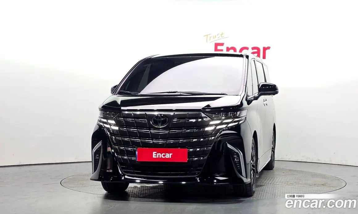 Toyota Alphard 2024 2.5 автомат (гидро), фото 3 Toyota Alphard 2024 2.5 автомат (гидро), фото 3