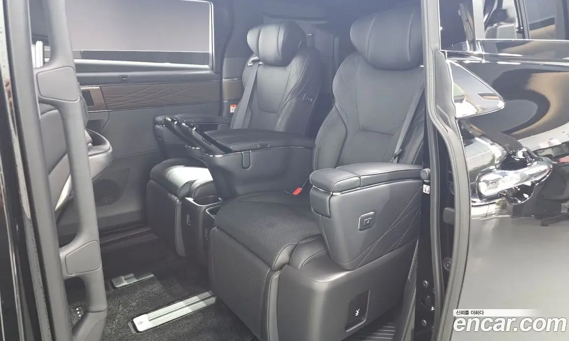 Toyota Alphard 2024 2.5 автомат (гидро), фото 21 Toyota Alphard 2024 2.5 автомат (гидро), фото 21