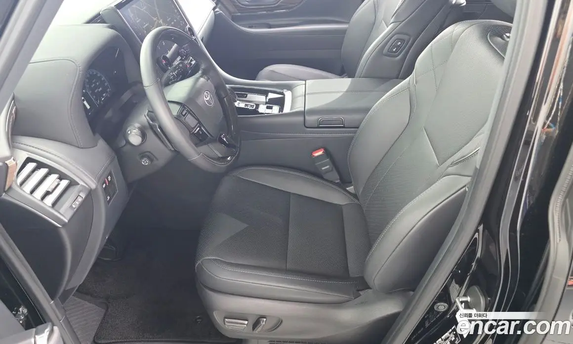 Toyota Alphard 2024 2.5 автомат (гидро), фото 27 Toyota Alphard 2024 2.5 автомат (гидро), фото 27