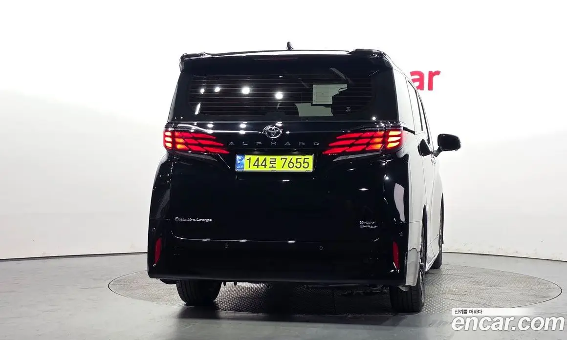 Toyota Alphard 2024 2.5 автомат (гидро), фото 4 Toyota Alphard 2024 2.5 автомат (гидро), фото 4