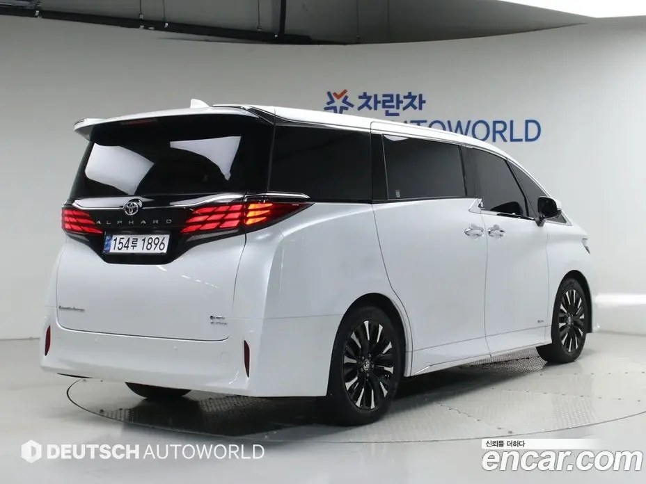 Toyota Alphard 2024 2.5 автомат (гидро), фото 2 Toyota Alphard 2024 2.5 автомат (гидро), фото 2
