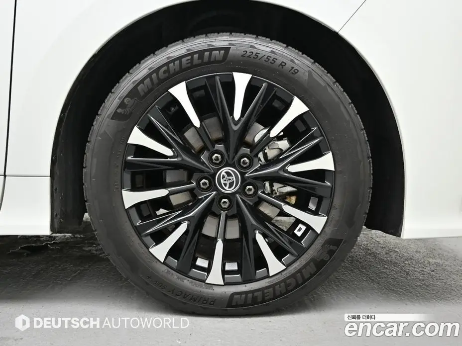 Toyota Alphard 2024 2.5 автомат (гидро), фото 5 Toyota Alphard 2024 2.5 автомат (гидро), фото 5