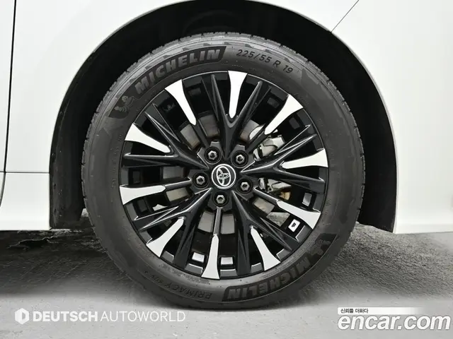 Toyota Alphard 2024 2.5 автомат (гидро), миниатюра 5 Toyota Alphard 2024 2.5 автомат (гидро), миниатюра 5