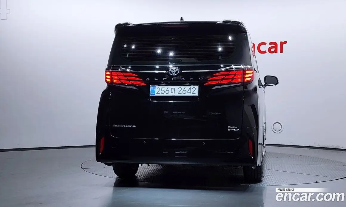 Toyota Alphard 2025 2.5 автомат (гидро), фото 4 Toyota Alphard 2025 2.5 автомат (гидро), фото 4