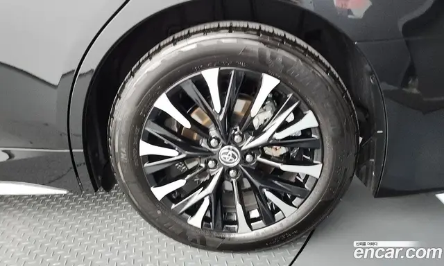 Toyota Alphard 2025 2.5 автомат (гидро), миниатюра 7 Toyota Alphard 2025 2.5 автомат (гидро), миниатюра 7