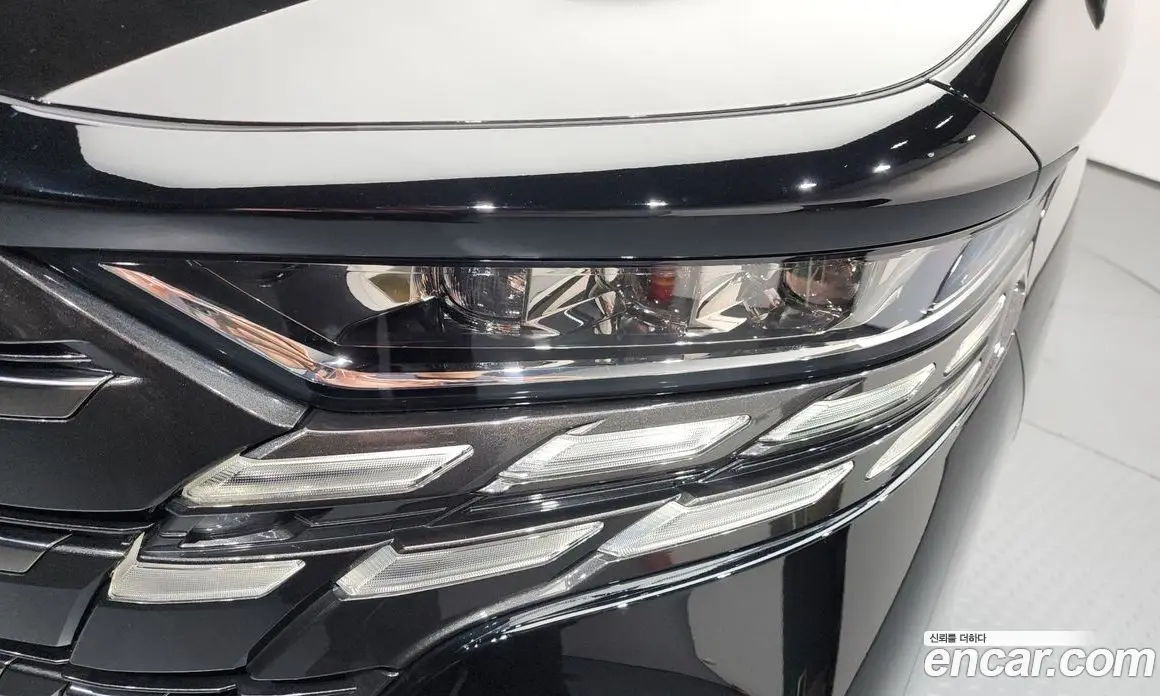 Toyota Alphard 2025 2.5 автомат (гидро), фото 8 Toyota Alphard 2025 2.5 автомат (гидро), фото 8