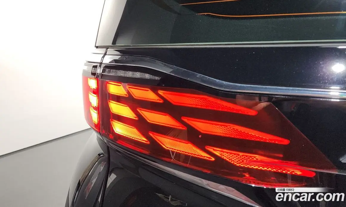Toyota Alphard 2025 2.5 автомат (гидро), фото 9 Toyota Alphard 2025 2.5 автомат (гидро), фото 9