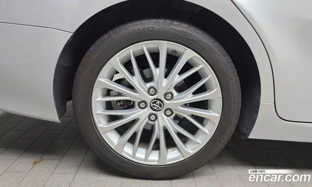 Toyota Camry 2018 2.5 автомат (гидро), миниатюра 5 Toyota Camry 2018 2.5 автомат (гидро), миниатюра 5