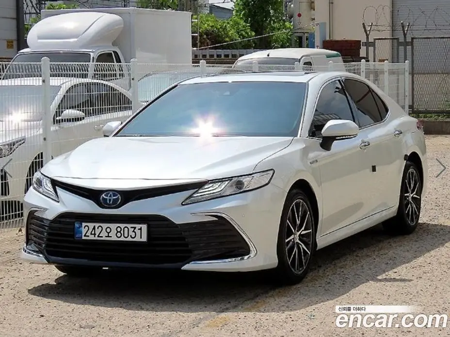 Toyota Camry 2024 2.5 автомат (гидро), фото 2 Toyota Camry 2024 2.5 автомат (гидро), фото 2