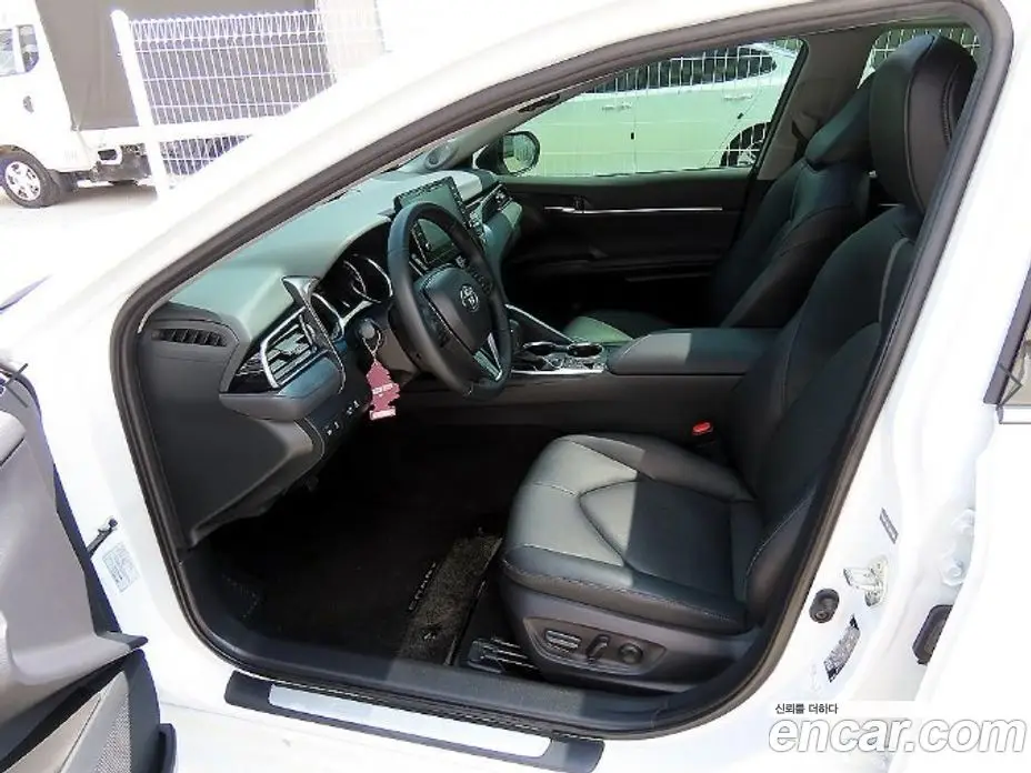 Toyota Camry 2024 2.5 автомат (гидро), фото 5 Toyota Camry 2024 2.5 автомат (гидро), фото 5