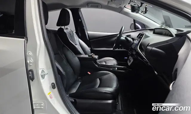 Toyota Prius 2017 1.8 автомат (гидро), миниатюра 11 Toyota Prius 2017 1.8 автомат (гидро), миниатюра 11