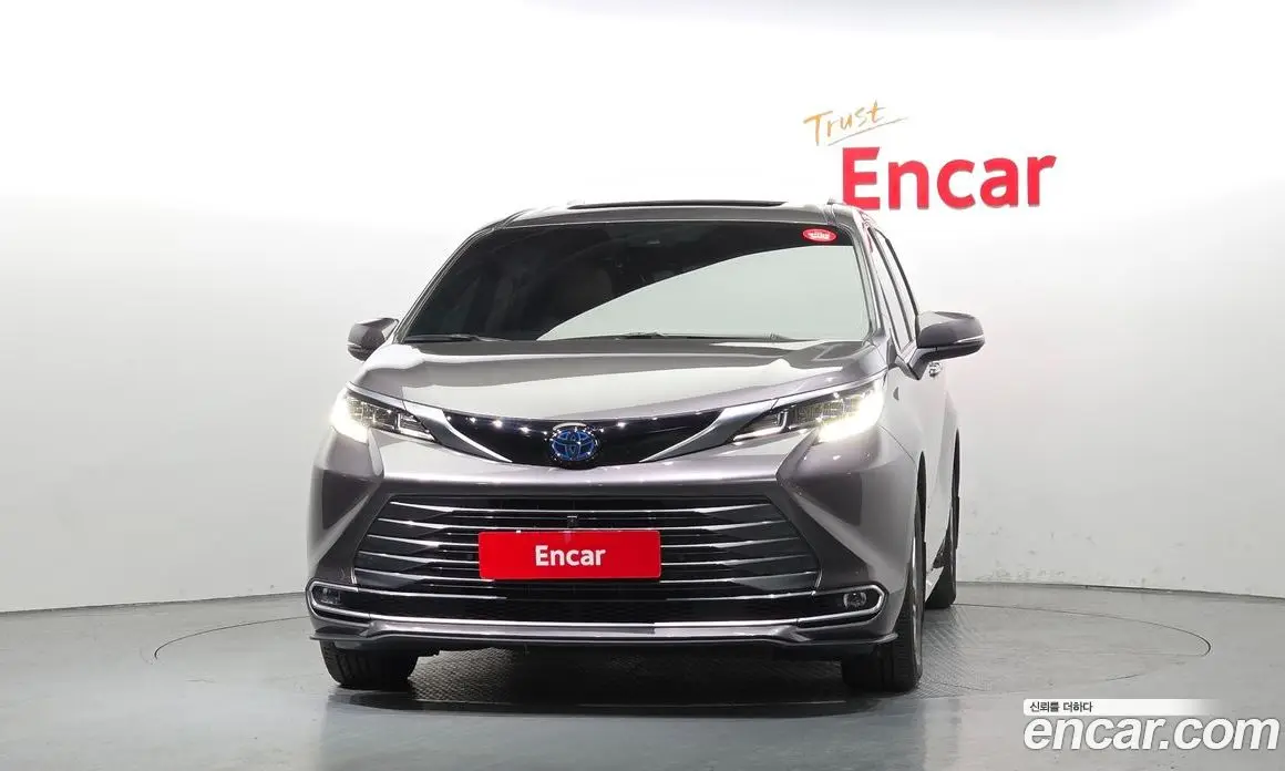 Toyota Sienna 2022 2.5 автомат (гидро), фото 3 Toyota Sienna 2022 2.5 автомат (гидро), фото 3