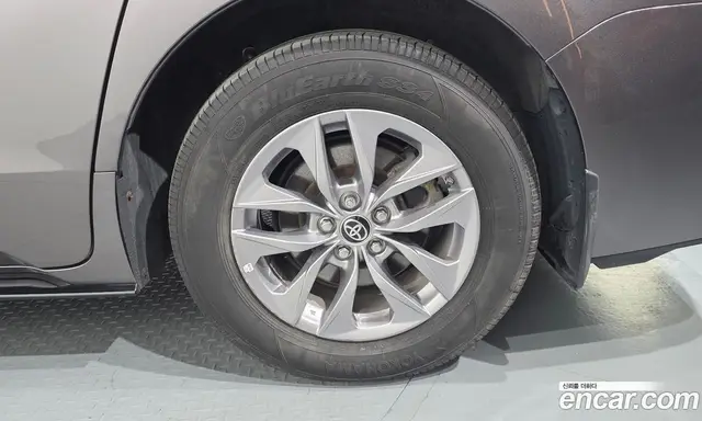 Toyota Sienna 2022 2.5 автомат (гидро), миниатюра 7 Toyota Sienna 2022 2.5 автомат (гидро), миниатюра 7