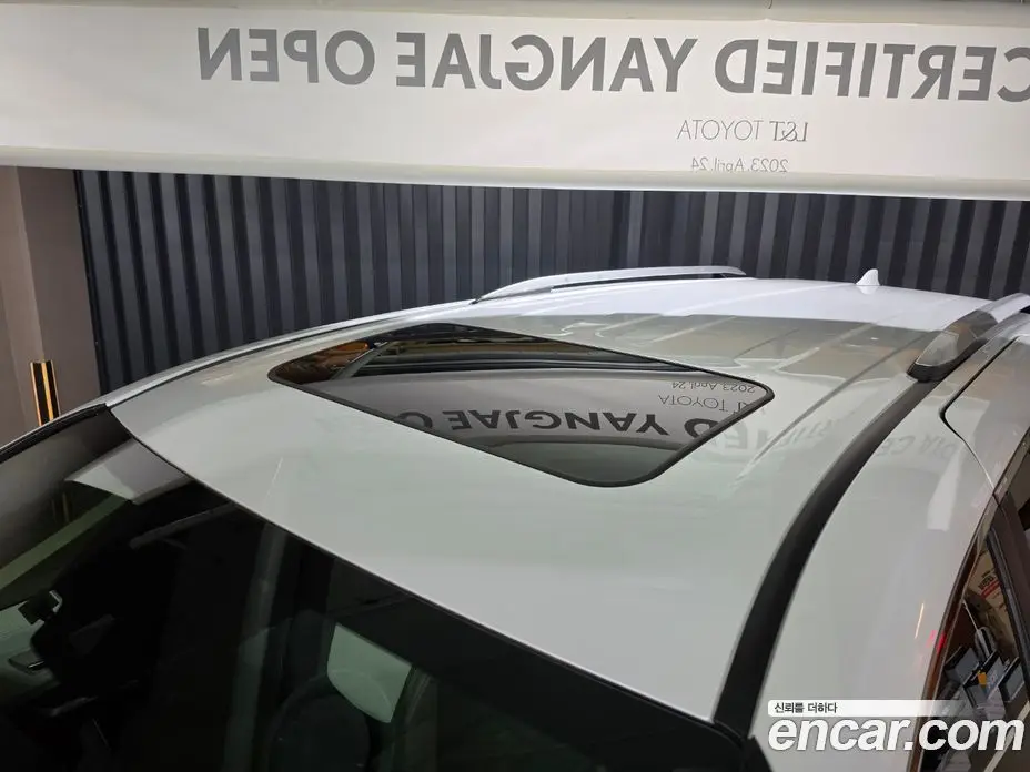 Toyota Sienna 2025 2.5 автомат (гидро), фото 19 Toyota Sienna 2025 2.5 автомат (гидро), фото 19