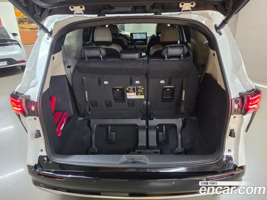 Toyota Sienna 2025 2.5 автомат (гидро), фото 20 Toyota Sienna 2025 2.5 автомат (гидро), фото 20