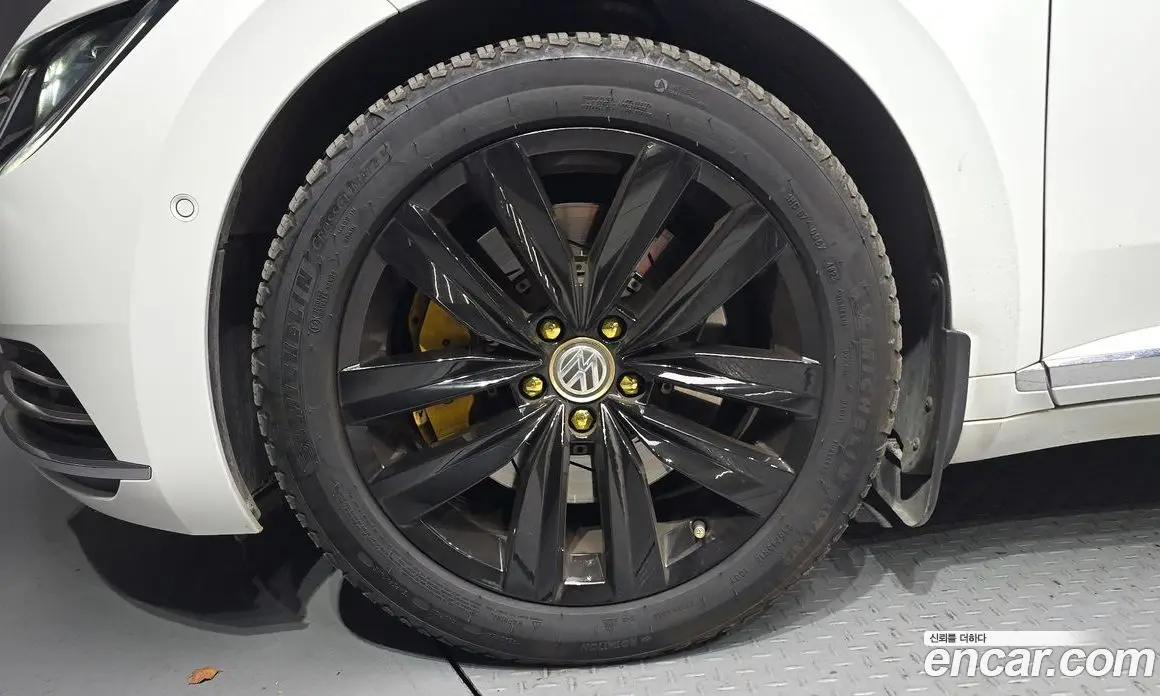 Volkswagen Arteon 2019 2.0 автомат (гидро), фото 5 Volkswagen Arteon 2019 2.0 автомат (гидро), фото 5