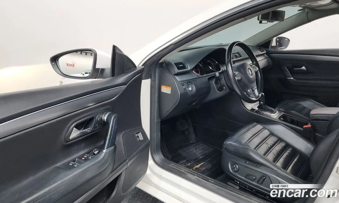Volkswagen CC 2014 2.0 автомат (гидро), фото 12 Volkswagen CC 2014 2.0 автомат (гидро), фото 12