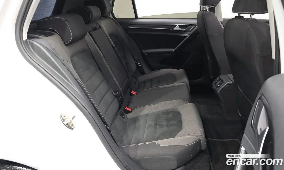 Volkswagen Golf 2015 2.0 автомат (гидро), фото 12 Volkswagen Golf 2015 2.0 автомат (гидро), фото 12
