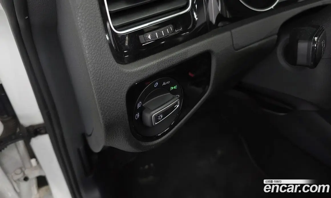 Volkswagen Golf 2015 2.0 автомат (гидро), фото 18 Volkswagen Golf 2015 2.0 автомат (гидро), фото 18