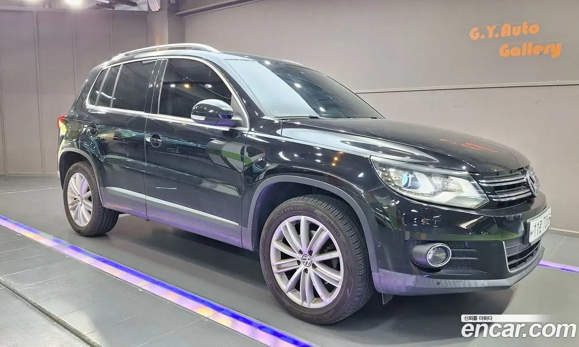 Volkswagen Tiguan 2015 2.0 автомат (гидро), фото 1 Volkswagen Tiguan 2015 2.0 автомат (гидро), фото 1