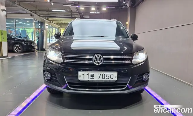 Volkswagen Tiguan 2015 2.0 автомат (гидро), миниатюра 2 Volkswagen Tiguan 2015 2.0 автомат (гидро), миниатюра 2