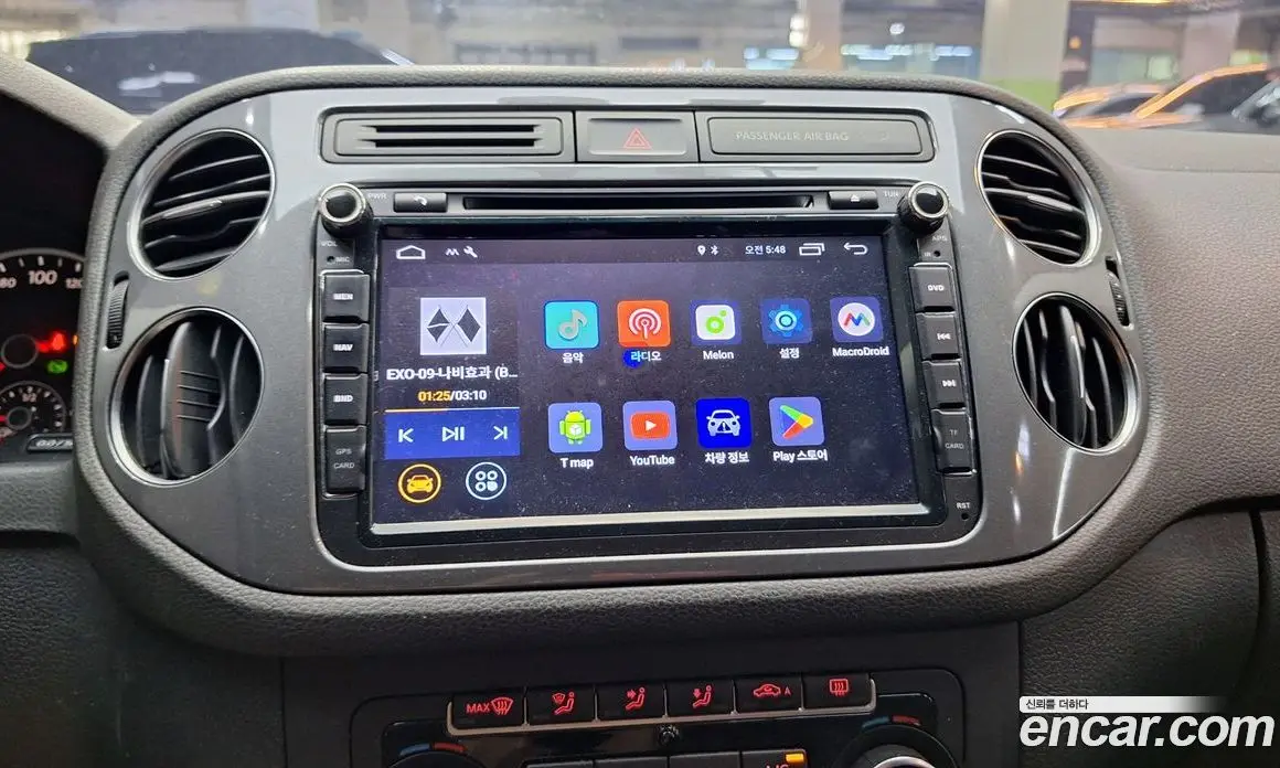 Volkswagen Tiguan 2015 2.0 автомат (гидро), фото 20 Volkswagen Tiguan 2015 2.0 автомат (гидро), фото 20