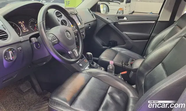 Volkswagen Tiguan 2015 2.0 автомат (гидро), миниатюра 10 Volkswagen Tiguan 2015 2.0 автомат (гидро), миниатюра 10