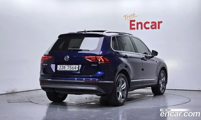 Volkswagen Tiguan 2018 2.0 автомат (гидро), миниатюра 2 Volkswagen Tiguan 2018 2.0 автомат (гидро), миниатюра 2
