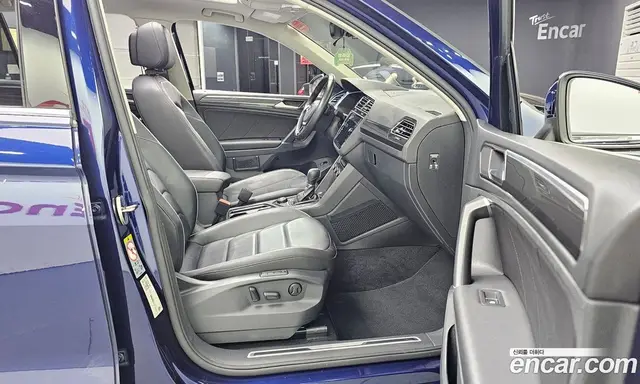Volkswagen Tiguan 2018 2.0 автомат (гидро), миниатюра 11 Volkswagen Tiguan 2018 2.0 автомат (гидро), миниатюра 11