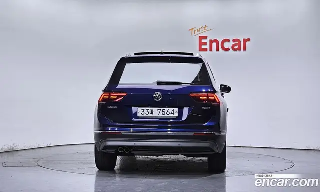 Volkswagen Tiguan 2018 2.0 автомат (гидро), миниатюра 4 Volkswagen Tiguan 2018 2.0 автомат (гидро), миниатюра 4