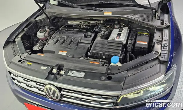 Volkswagen Tiguan 2018 2.0 автомат (гидро), миниатюра 6 Volkswagen Tiguan 2018 2.0 автомат (гидро), миниатюра 6