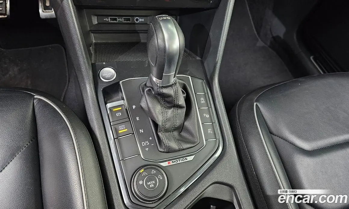 Volkswagen Tiguan 2018 2.0 автомат (гидро), фото 9 Volkswagen Tiguan 2018 2.0 автомат (гидро), фото 9