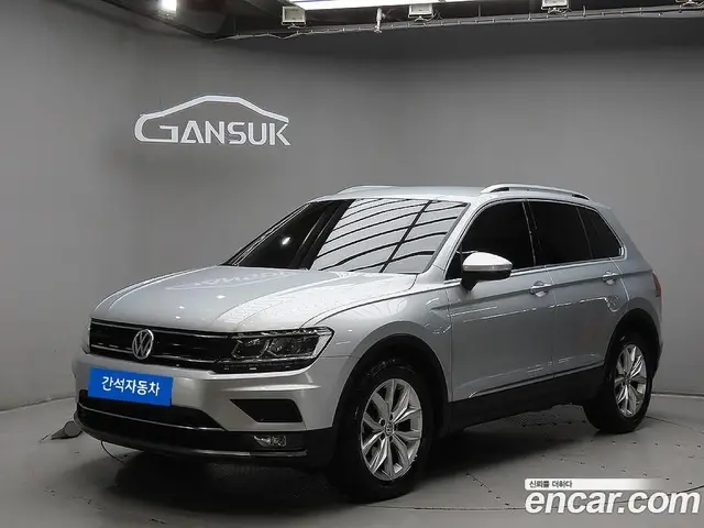 Volkswagen Tiguan 2018 2.0 автомат (гидро), миниатюра 2 Volkswagen Tiguan 2018 2.0 автомат (гидро), миниатюра 2
