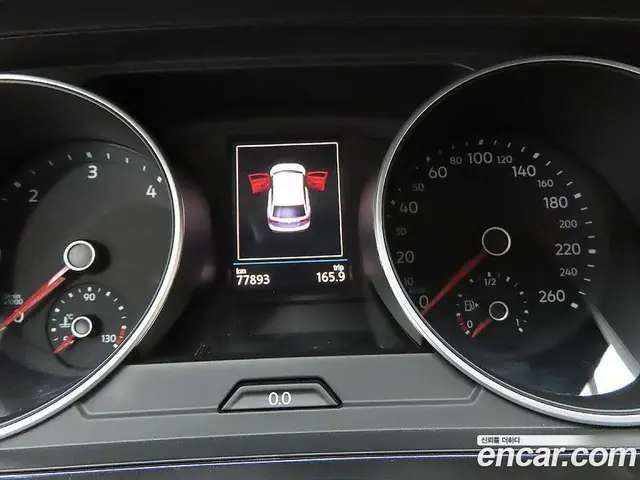 Volkswagen Tiguan 2018 2.0 автомат (гидро), миниатюра 6 Volkswagen Tiguan 2018 2.0 автомат (гидро), миниатюра 6