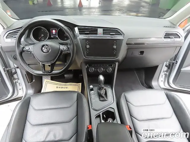 Volkswagen Tiguan 2018 2.0 автомат (гидро), миниатюра 10 Volkswagen Tiguan 2018 2.0 автомат (гидро), миниатюра 10