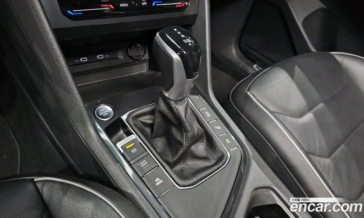Volkswagen Tiguan 2022 2.0 автомат (гидро), фото 12 Volkswagen Tiguan 2022 2.0 автомат (гидро), фото 12