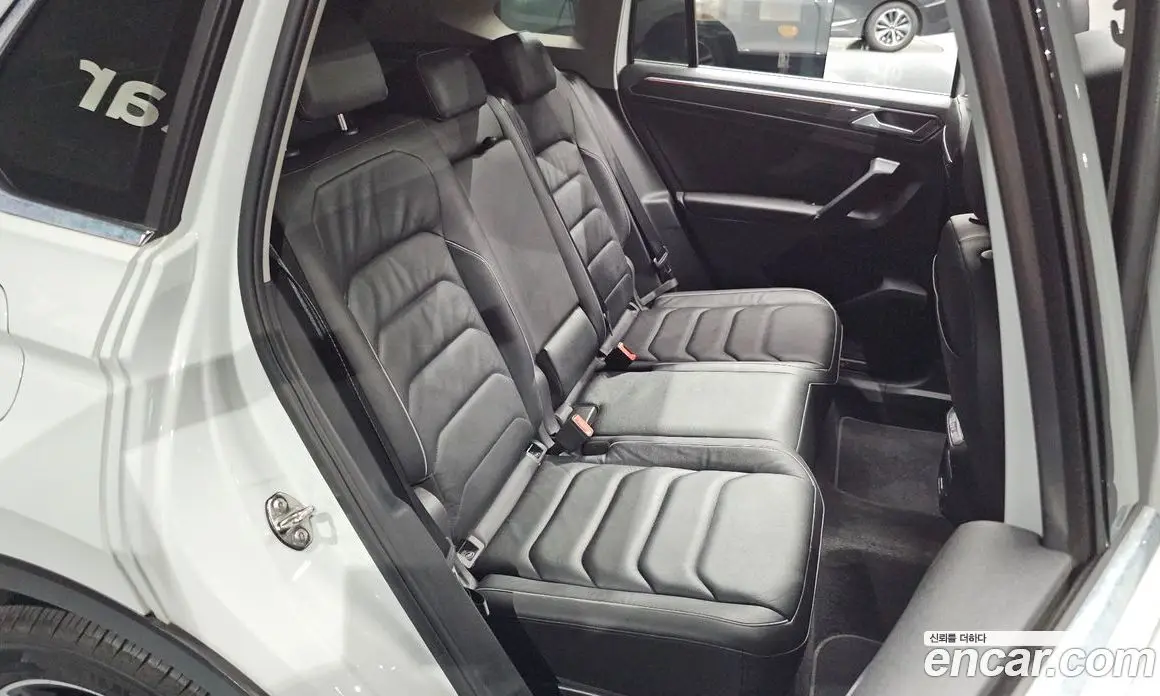 Volkswagen Tiguan 2022 2.0 автомат (гидро), фото 17 Volkswagen Tiguan 2022 2.0 автомат (гидро), фото 17