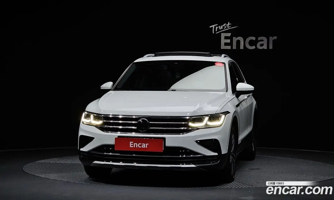 Volkswagen Tiguan 2022 2.0 автомат (гидро), фото 3 Volkswagen Tiguan 2022 2.0 автомат (гидро), фото 3
