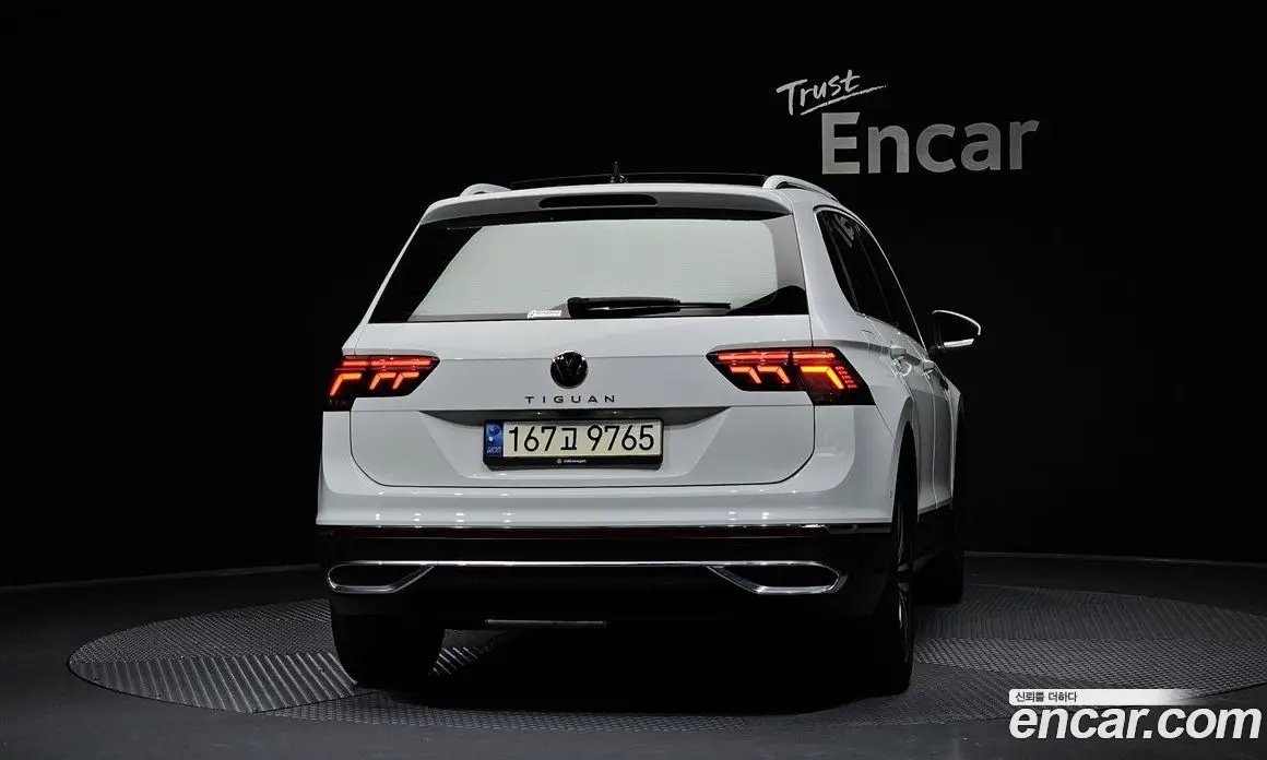 Volkswagen Tiguan 2022 2.0 автомат (гидро), фото 4 Volkswagen Tiguan 2022 2.0 автомат (гидро), фото 4