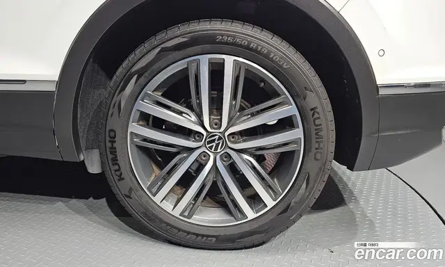 Volkswagen Tiguan 2022 2.0 автомат (гидро), миниатюра 7 Volkswagen Tiguan 2022 2.0 автомат (гидро), миниатюра 7
