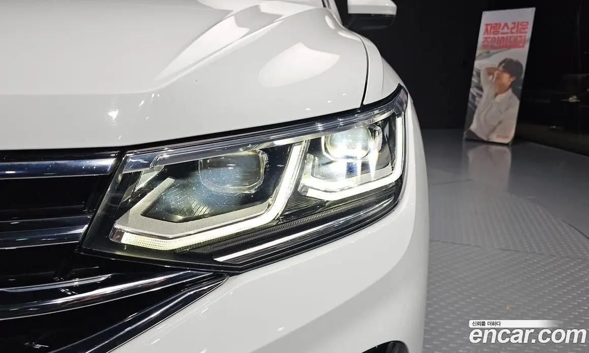 Volkswagen Tiguan 2022 2.0 автомат (гидро), фото 8 Volkswagen Tiguan 2022 2.0 автомат (гидро), фото 8