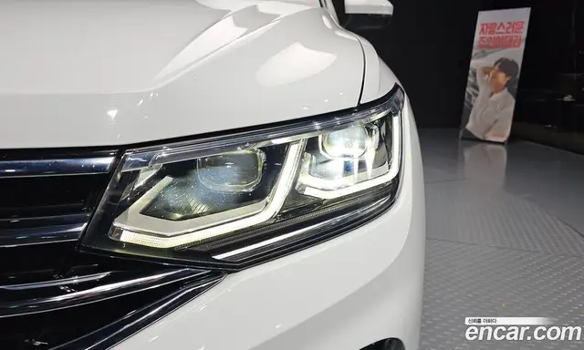 Volkswagen Tiguan 2022 2.0 автомат (гидро), миниатюра 8 Volkswagen Tiguan 2022 2.0 автомат (гидро), миниатюра 8